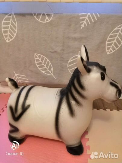 Попрыгун Зебра