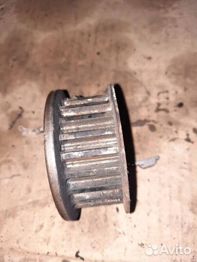 Шестерня (звездочка) коленвала Peugeot 107 2006