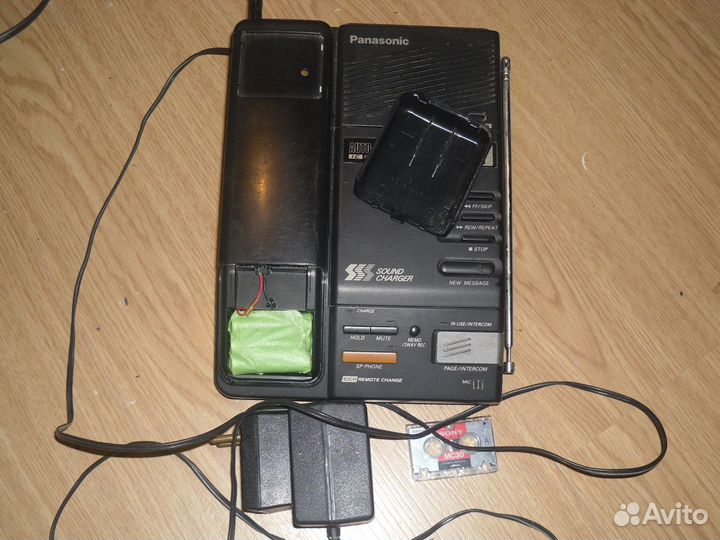 Радиотелефон с автоответчиком Panasonic KX-T4330B