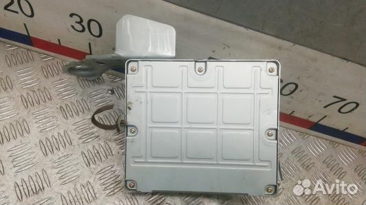 Блок управления двигателем toyota RAV 4 ZCA2 (GBR0