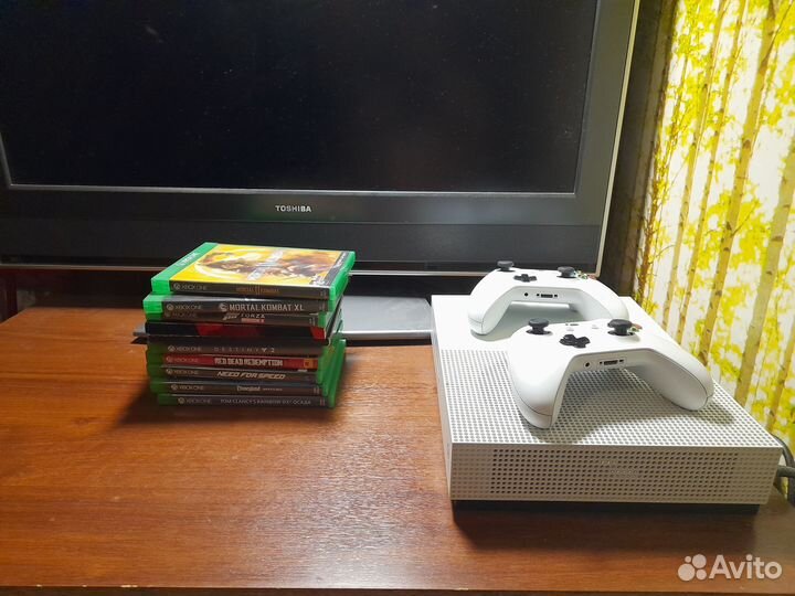 Xbox One S