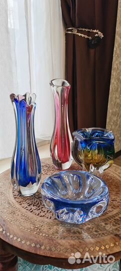 Вазы из цветного стекла и хрусталь