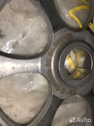 Шестерёнка распредвала 30040001