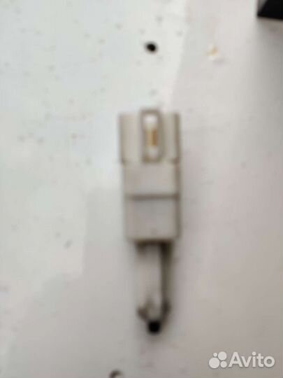 Концевик, датчик, лягушка педали тормоз Хонда фит