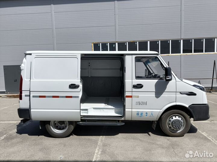 Iveco Daily 2.3 МТ, 2023, 4 500 км