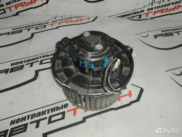 Моторчик печки toyota avensis corolla corolla vers