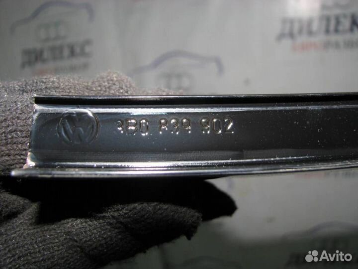 Накладка двери задней правой VW Passat (B5+) 2000