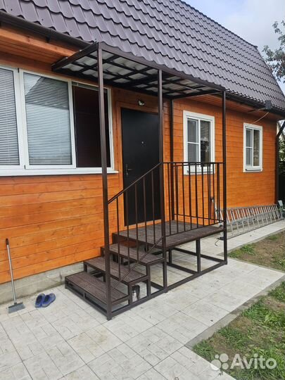 Уличная лестница крыльцо