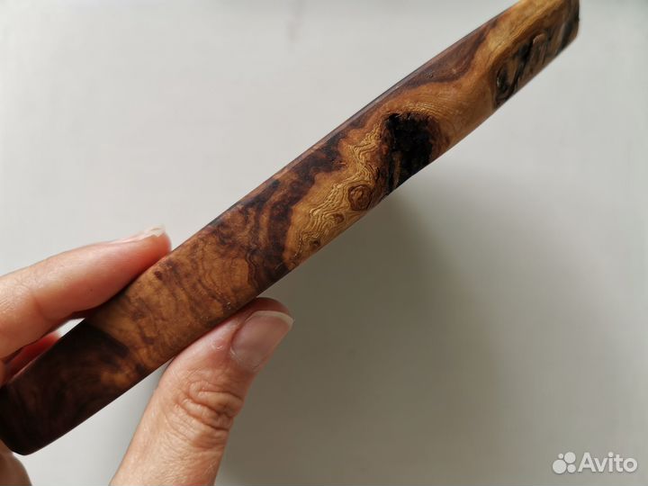 Сервировочная доска из оливкового дерева