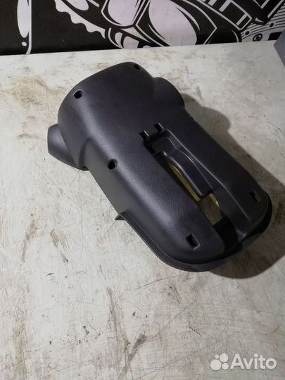 Кожух рулевой колонки Nissan Primera P12