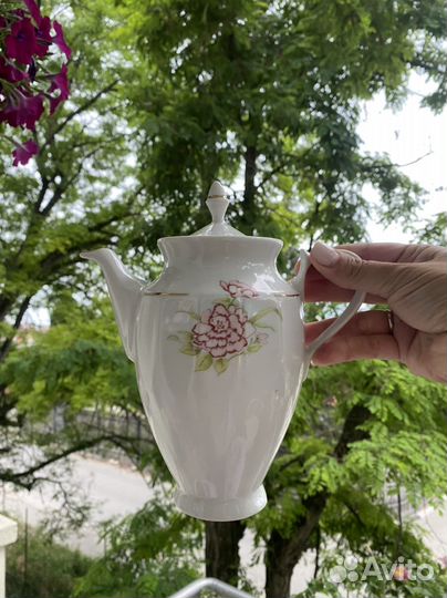 Красивый кофейный сервиз