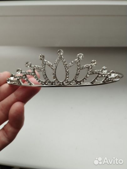 Диадема.Украшение на голову для девочки