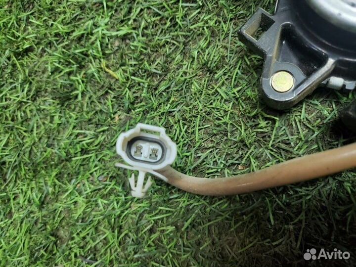 Моторчик стеклоподъемника задний правый Suzuki