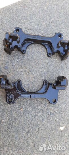 Скобы суппорта VAG