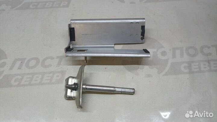 Крепление аккумулятора Porsche Cayenne 957 M48.01