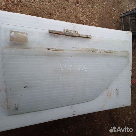 Стекло переднее правое левое двери Ваз-2113