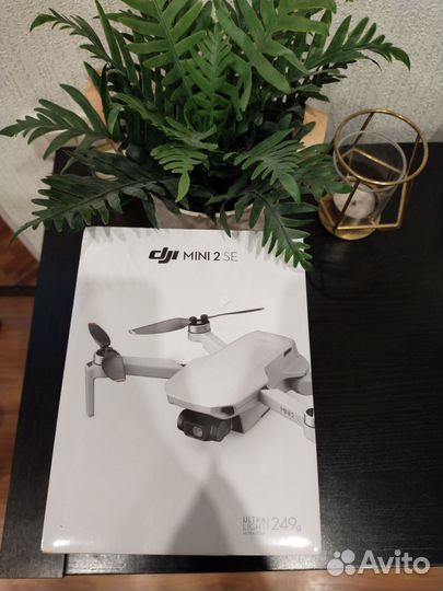 Квадрокоптер dji mavic mini 2 SE новый
