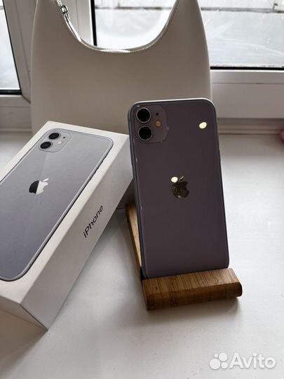 iPhone 11, 64 ГБ