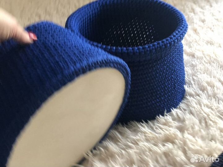 Вязаные корзинки