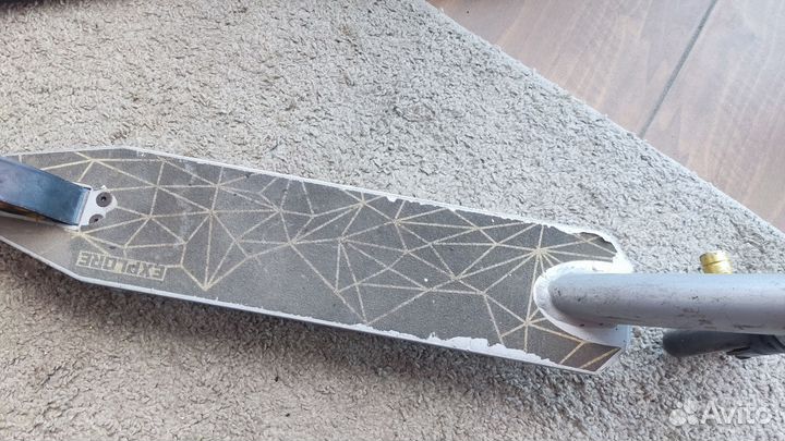 Трюковой самокат