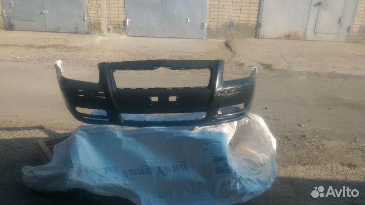 Бампер передний тойота авенсис 250