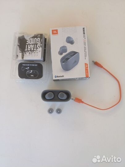 Беспроводные наушники jbl