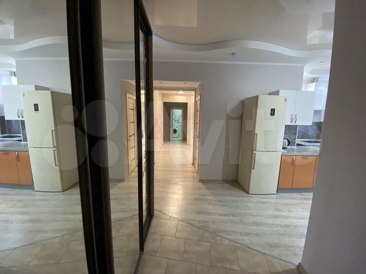3-к. квартира, 110 м², 9/16 эт.