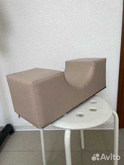 Подушка подголовник