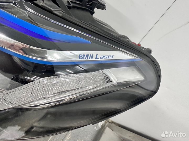 Комплект оригинальных фар BMW G30 F90 laser lci