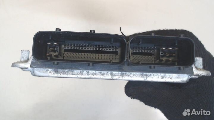 Блок управления двигателем Volkswagen Golf 4, 2003