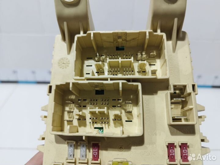 Блок предохранителей RIO 2011-2017 (салонный)