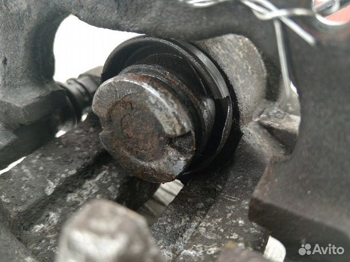 Суппорт задний левый для Peugeot-Citroen 307