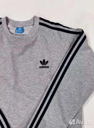 Свитшот adidas