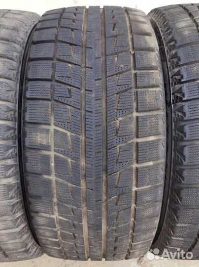 Bridgestone Blizzak Revo2 235/50 R18 98V
