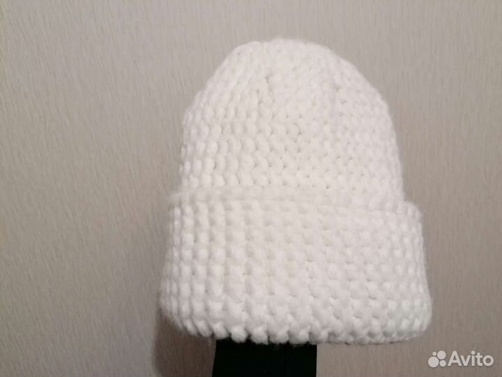 Шапка женская вязаная