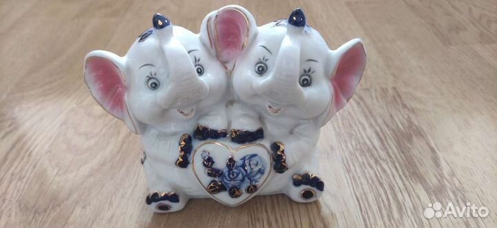 Керамические статуэтки