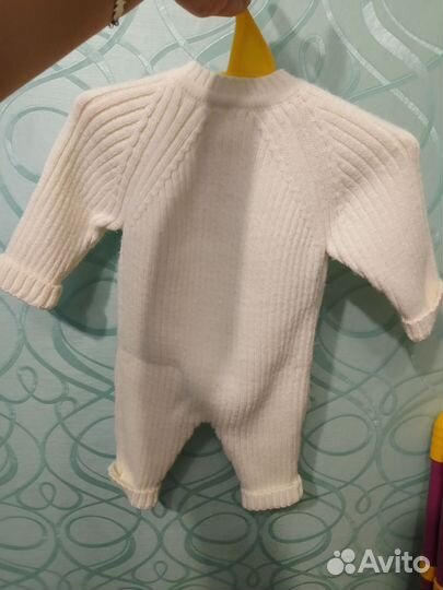 Продам комбенизон для малыша