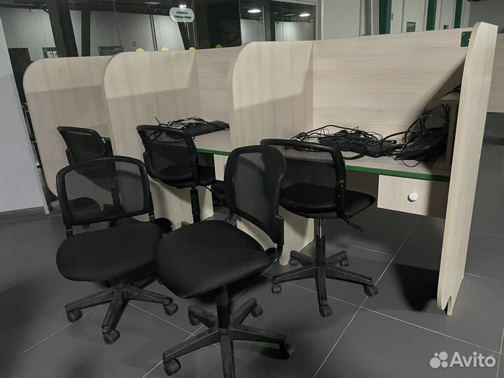 Столы, стулья, кресло, диваны