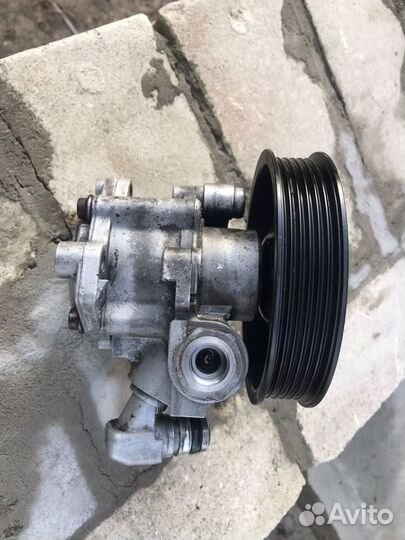 Насос Гидроусилителя руля Mercedes W251 R-350