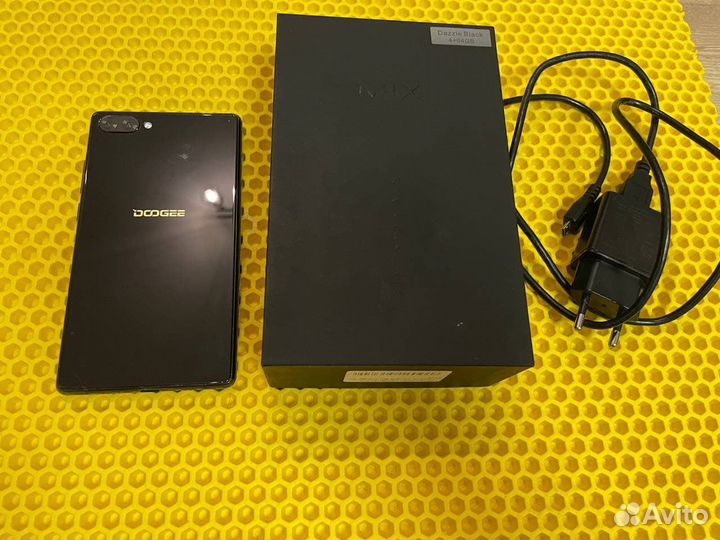 DOOGEE Mix, 4/64 ГБ