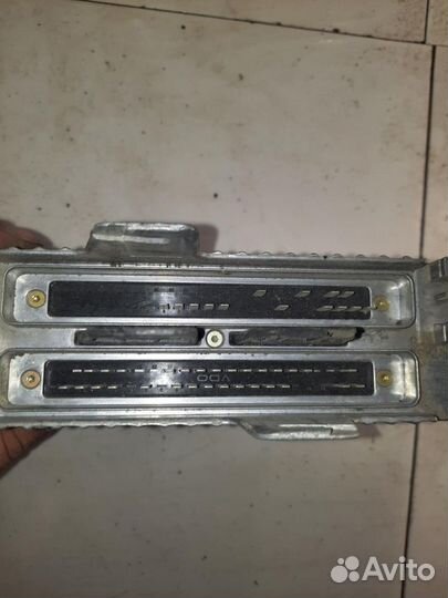 Блок управления двигателем Mercedes-Benz E-Class 1