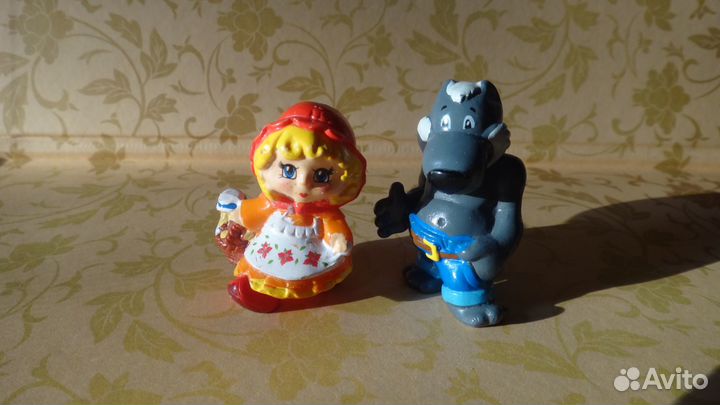 Игрушки из киндер сюрприза Ландрин