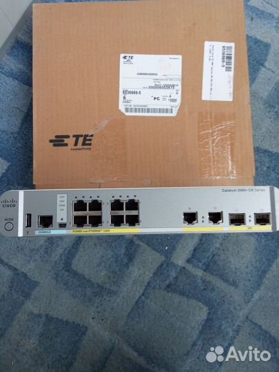 Коммутатор Cisco WS-C2960CX-8PC-L - 8 Port PoE