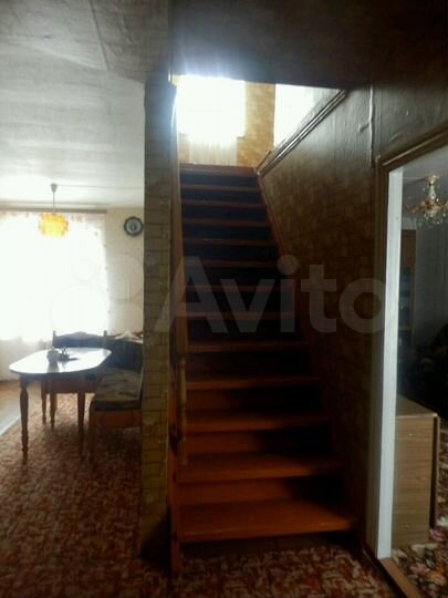 4-к. квартира, 100 м², 1/2 эт.