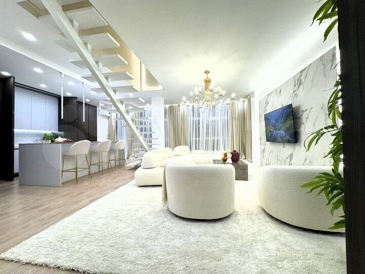 4-к. квартира, 280 м², 8/10 эт.