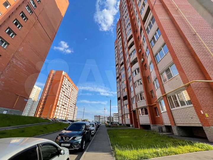 2-к. квартира, 60 м², 12/17 эт.