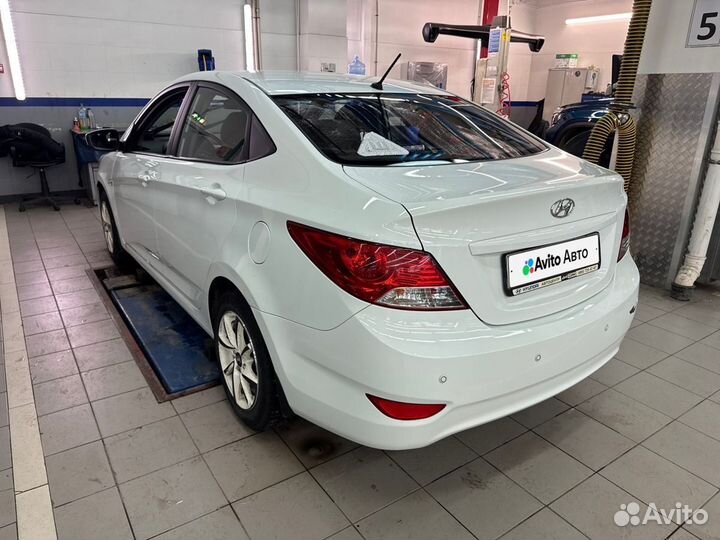 Hyundai Solaris 1.6 AT, 2011, 166 013 км