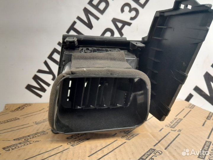 Воздуховод вентиляции салона левый Toyota