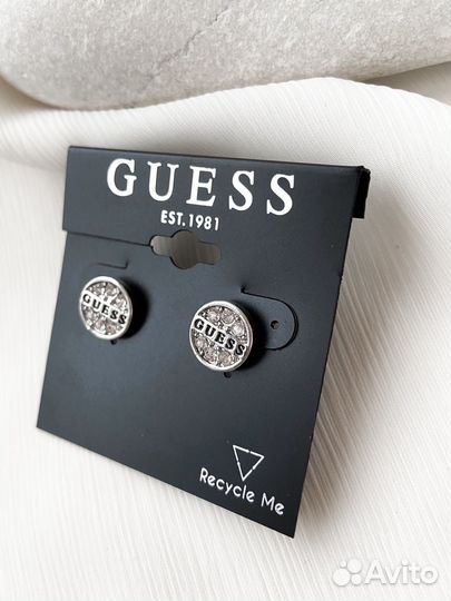 Новые серьги Guess пусеты с лого ориг