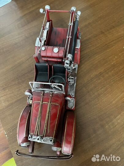 Автомобиль металлический